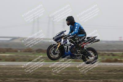 media/Nov-29-2025-TrackDaz (Sat) [[10ae2d9bce]]/B Group/Session 4 (Wheelie Bump)/